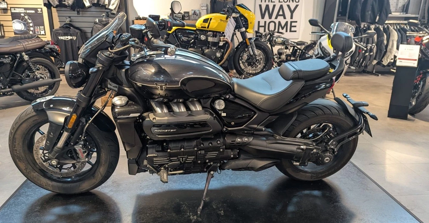 Zum Vergrößern bitte anklicken! Angebot Triumph Rocket 3 Storm GT