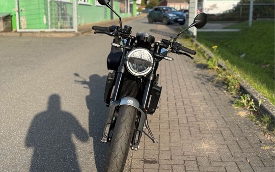 Gebrauchtmotorrad Husqvarna Vitpilen 701 - Bild 9