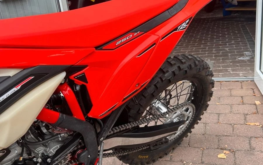 Offer Beta RR 250 M Bild 4: Offer Beta RR 250 M