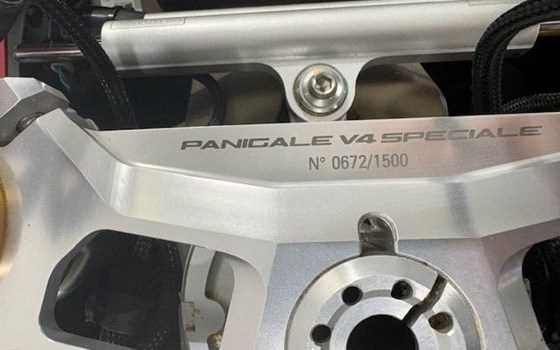 Gebrauchtmotorrad Ducati Panigale V4 Speciale - Bild 2