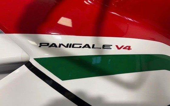 Gebrauchtmotorrad Ducati Panigale V4 Speciale - Bild 8