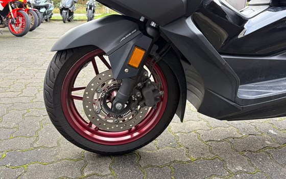 Gebrauchtmotorrad Honda Forza 125 - Bild 7