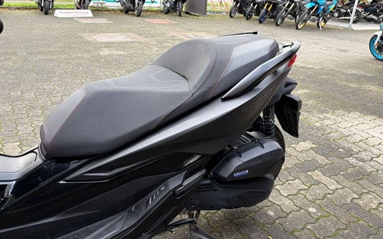 Gebrauchtmotorrad Honda Forza 125 - Bild 8