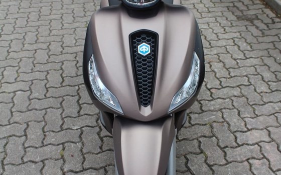 Gebrauchtmotorrad Piaggio Medley 125 S - Bild 2