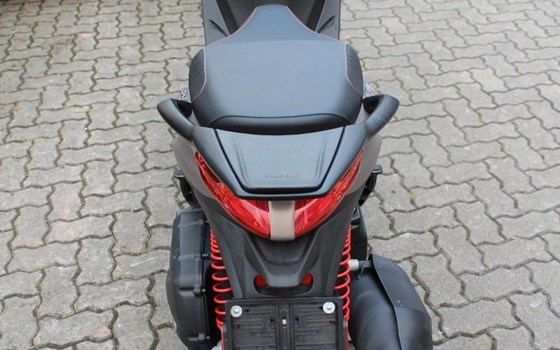Gebrauchtmotorrad Piaggio Medley 125 S - Bild 4