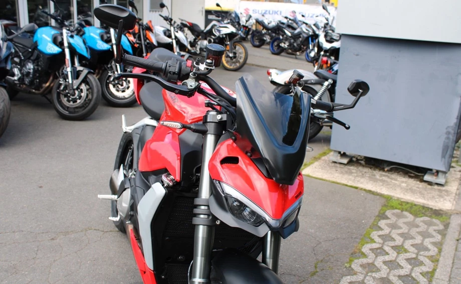 Angebot Ducati Streetfighter V2 Bild 10: Angebot Ducati Streetfighter V2