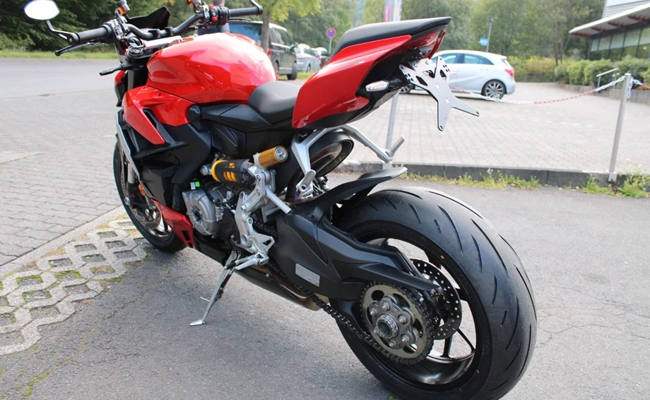 Angebot Ducati Streetfighter V2 Bild 3: Angebot Ducati Streetfighter V2