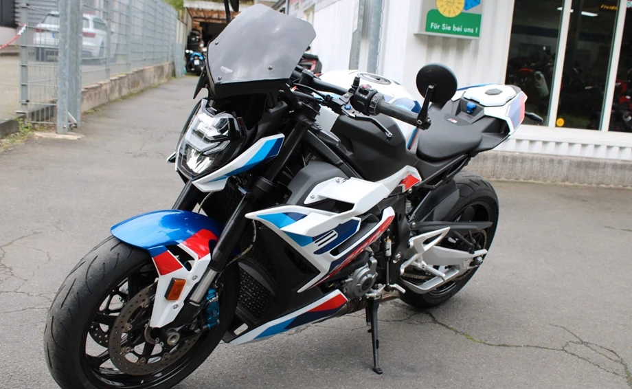 Angebot BMW M 1000 RR Bild 2: Angebot BMW M 1000 RR