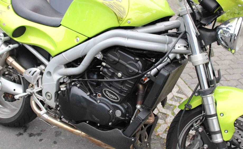 Angebot Triumph Speed Triple 955i Bild 8: Angebot Triumph Speed Triple 955i