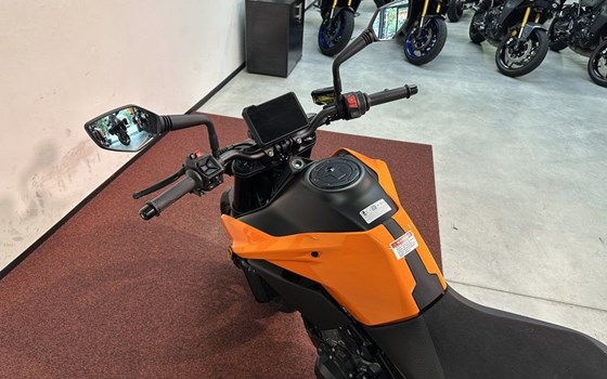 Neufahrzeug KTM 790 Duke L - Bild 12