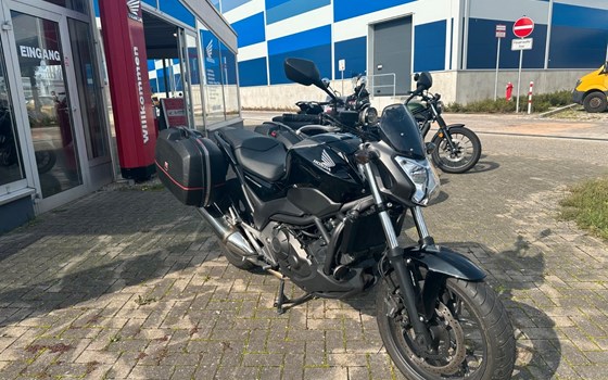 Gebrauchtmotorrad Honda NC750S - Bild 3