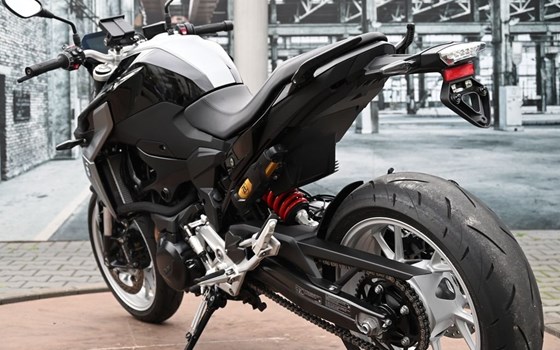 Gebrauchtmotorrad BMW F 900 R - Bild 9
