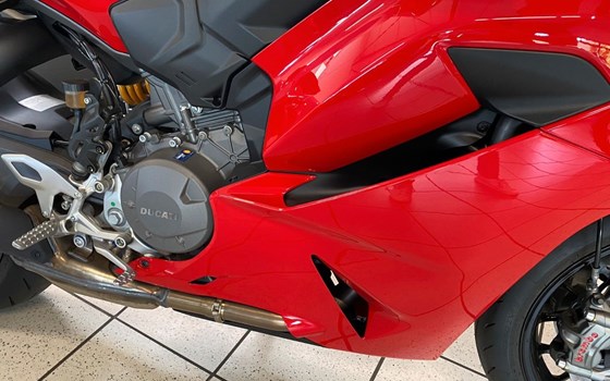 Gebrauchtmotorrad Ducati Panigale V2 S - Bild 12