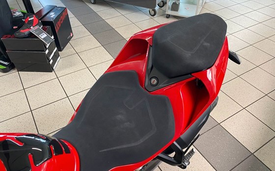 Gebrauchtmotorrad Ducati Panigale V2 S - Bild 6