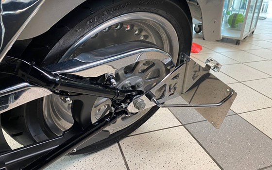 Gebrauchtmotorrad Harley-Davidson Softail Fat Boy FLSTF - Bild 10