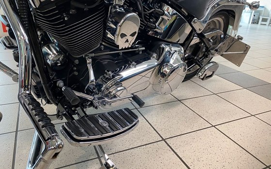 Gebrauchtmotorrad Harley-Davidson Softail Fat Boy FLSTF - Bild 12