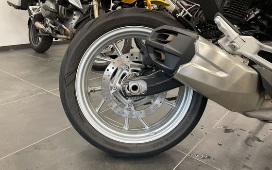 Gebrauchtmotorrad BMW F 900 R - Bild 10