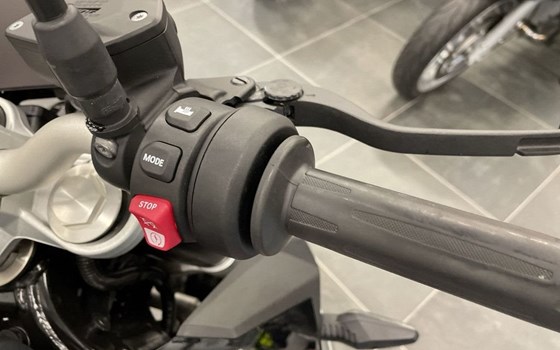 Gebrauchtmotorrad BMW F 900 R - Bild 12