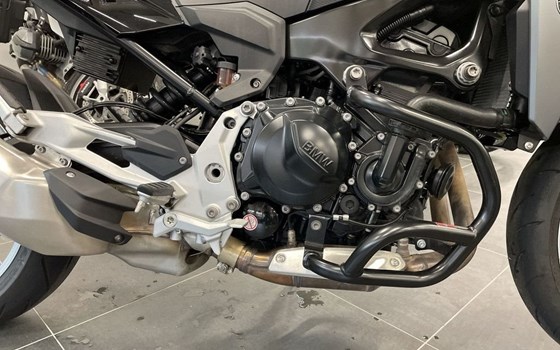 Gebrauchtmotorrad BMW F 900 R - Bild 9