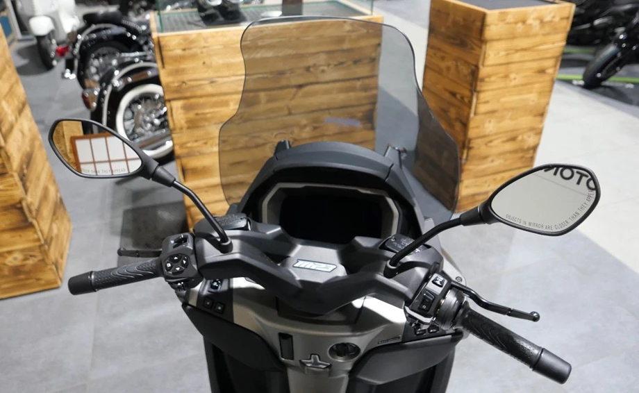 Angebot Piaggio MP3 530 HPE Exclusive Bild 8: Angebot Piaggio MP3 530 HPE Exclusive