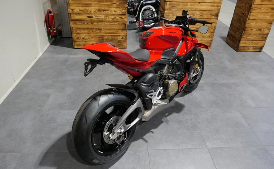 Angebot Ducati Streetfighter V4 S Bild 11: Angebot Ducati Streetfighter V4 S