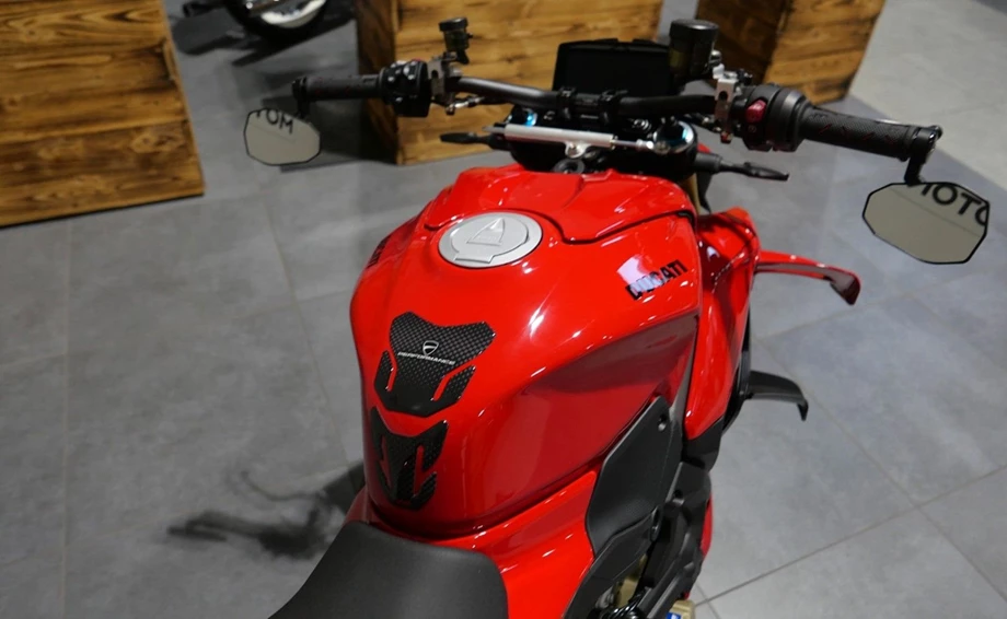 Angebot Ducati Streetfighter V4 S Bild 12: Angebot Ducati Streetfighter V4 S