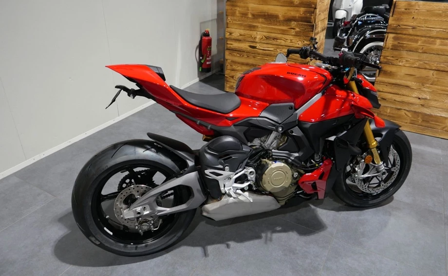 Angebot Ducati Streetfighter V4 S Bild 4: Angebot Ducati Streetfighter V4 S