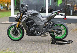 Neumotorrad Kawasaki Z1100 SE