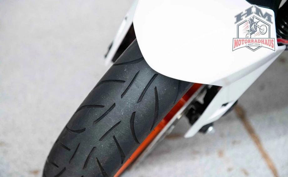 Angebot KTM 390 Duke Bild 10: Angebot KTM 390 Duke