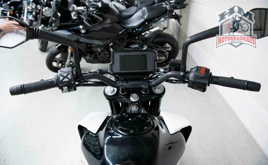 Angebot KTM 390 Duke Bild 5: Angebot KTM 390 Duke