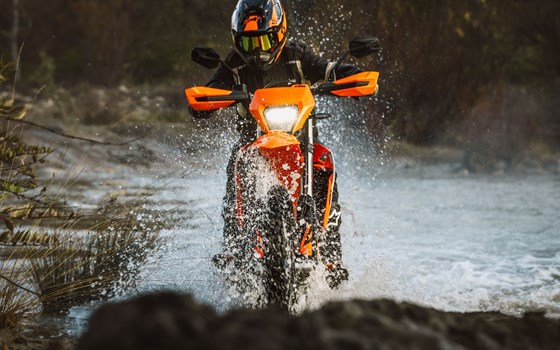 Neufahrzeug KTM 690 Enduro R - Bild 13