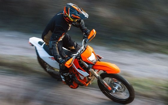 Neufahrzeug KTM 690 Enduro R - Bild 16
