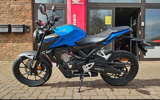 Neufahrzeug Honda CB125R - Bild 1