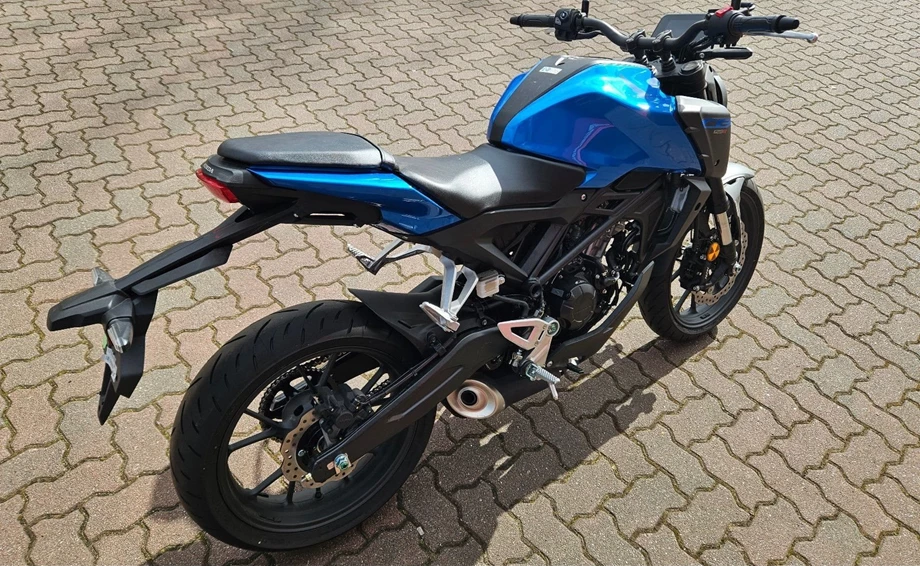 Offer Honda CB125R Bild 4: Offer Honda CB125R