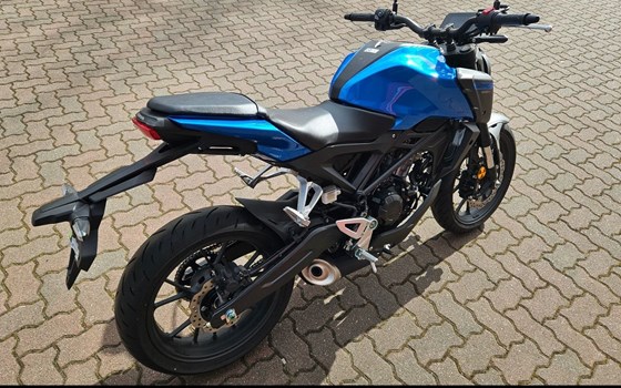 Neufahrzeug Honda CB125R - Bild 4