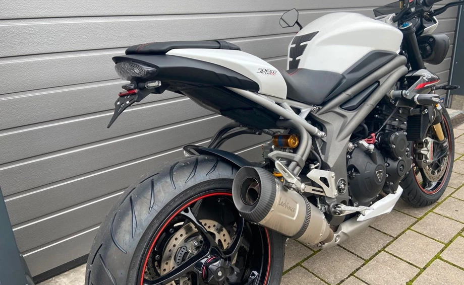Angebot Triumph Speed Triple RS Bild 5: Angebot Triumph Speed Triple RS