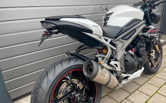 Gebrauchtmotorrad Triumph Speed Triple RS - Bild 5