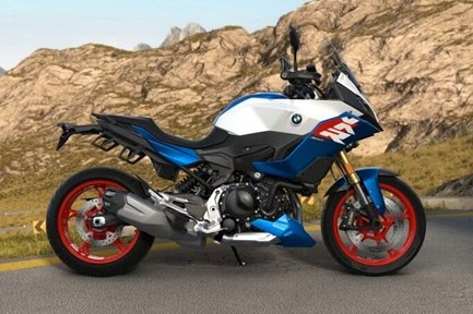 BMW F 900 XR