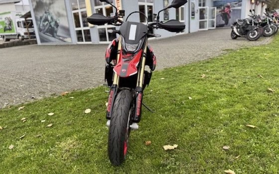 Gebrauchtmotorrad Ducati Hypermotard 698 Mono RVE - Bild 8