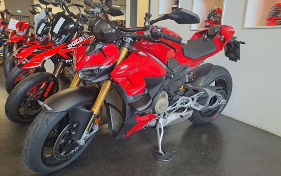 Gebrauchtmotorrad Ducati Streetfighter V4 S - Bild 1