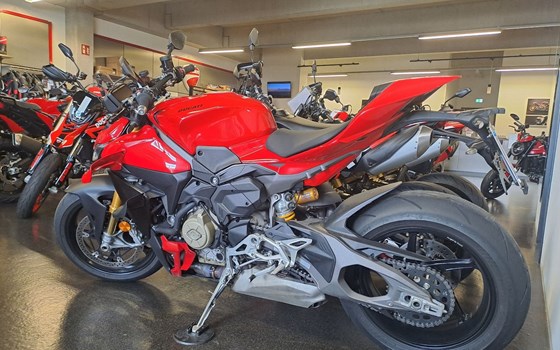 Gebrauchtmotorrad Ducati Streetfighter V4 S - Bild 3