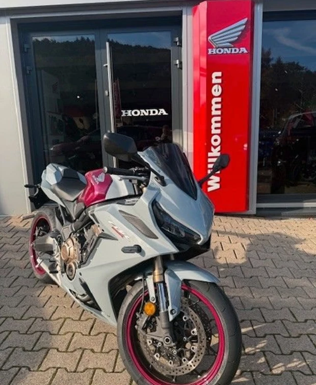 Honda CBR650R