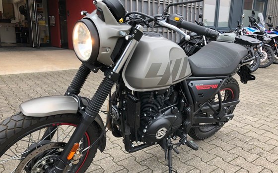 Gebrauchtmotorrad Royal Enfield Scram 411 - Bild 2
