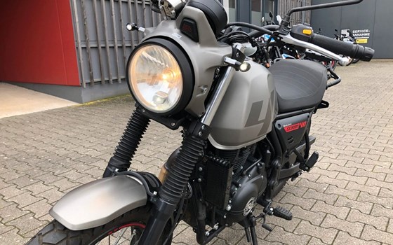Gebrauchtmotorrad Royal Enfield Scram 411 - Bild 8