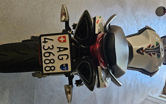 Motorrad Occasion Aprilia Shiver 750 - Bild 12