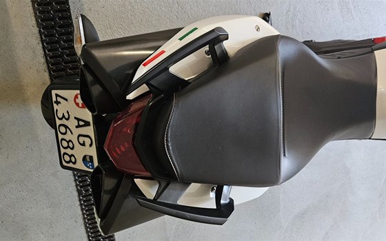 Motorrad Occasion Aprilia Shiver 750 - Bild 8