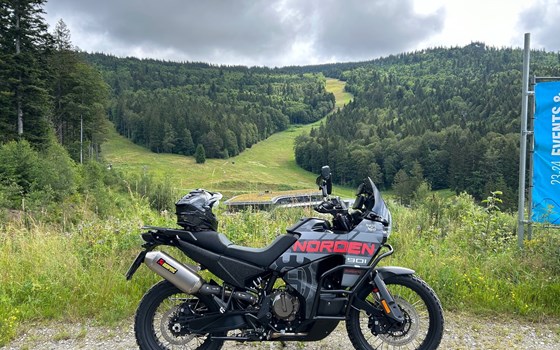 Gebrauchtmotorrad Husqvarna Norden 901 - Bild 1