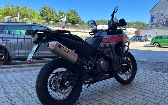 Gebrauchtmotorrad Husqvarna Norden 901 - Bild 3