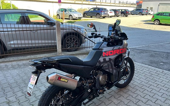 Gebrauchtmotorrad Husqvarna Norden 901 - Bild 5