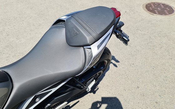 Gebrauchtmotorrad Triumph Street Triple 765 R - Bild 11 Gebrauchtmotorrad Triumph Street Triple 765 R - Bild 11